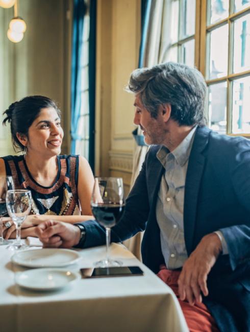 restaurant en couple avec les Chèques-Vacances