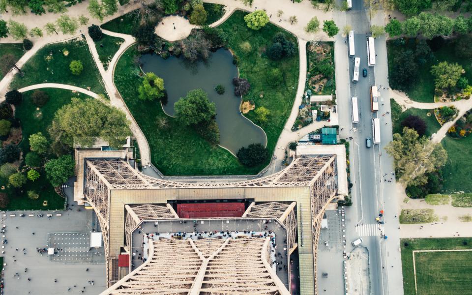 tour eiffel voyage romantique paris