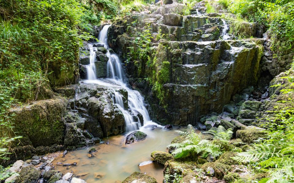 petite cascade en normandie