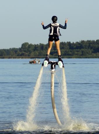 Flyboard vacances insolites juin ANCV